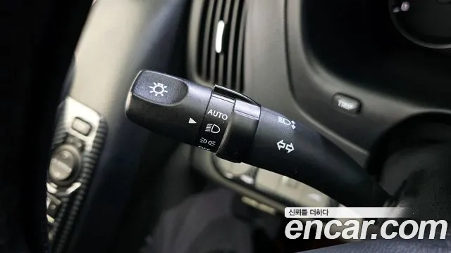 Hyundai Starex 2017 — фото 15