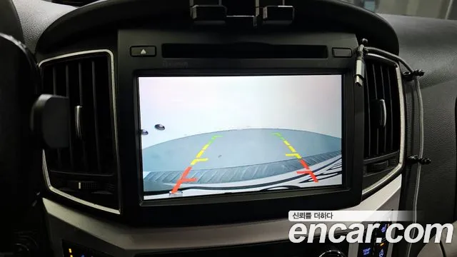 Hyundai Starex 2017 — фото 16