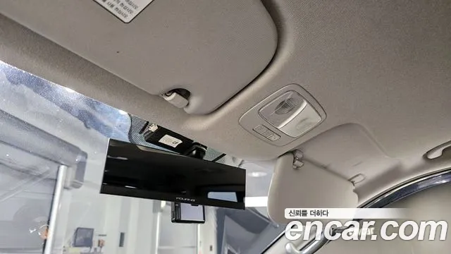 Hyundai Starex 2017 — фото 18