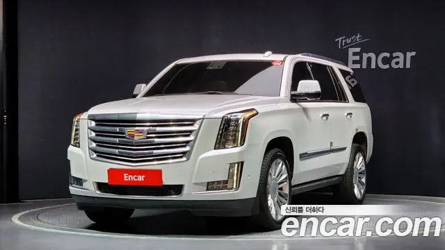 Cadillac Escalade 2020 — фото 1