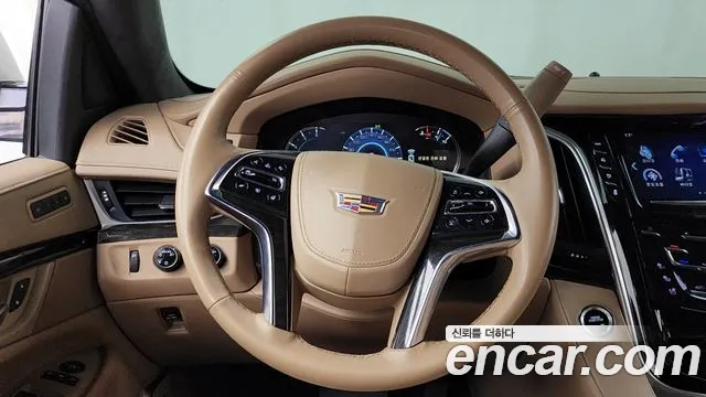 Cadillac Escalade 2020 — фото 13