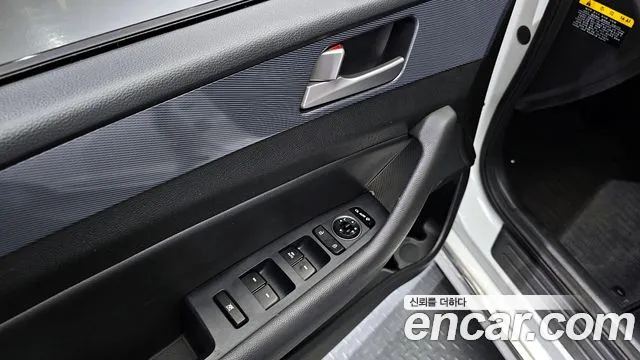 Hyundai Sonata 2017 — фото 14