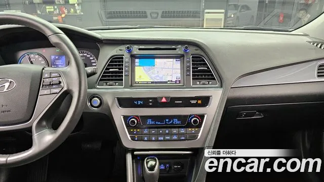 Hyundai Sonata 2017 — фото 20