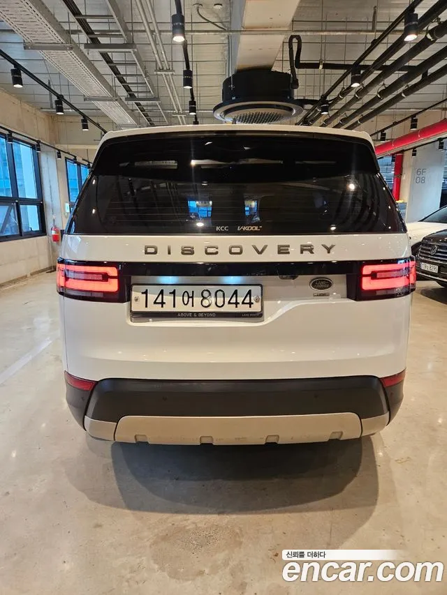 Land Rover Discovery 2017 — фото 4