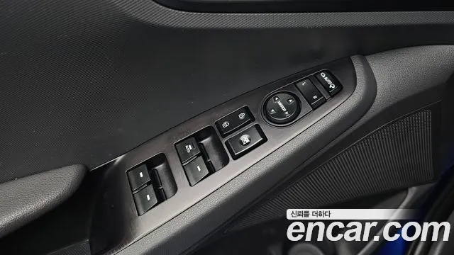 Hyundai Ioniq 2019 — фото 13
