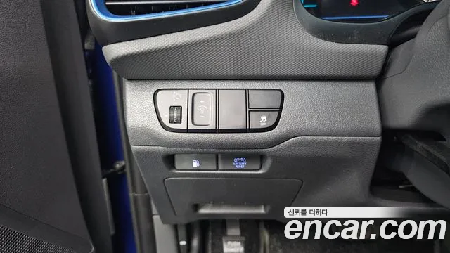 Hyundai Ioniq 2019 — фото 14
