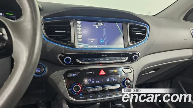 Hyundai Ioniq 2019 — фото 17