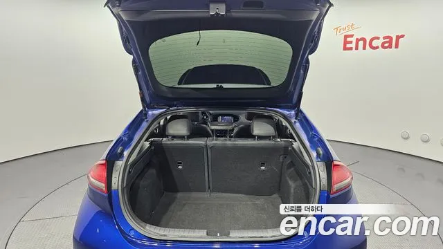 Hyundai Ioniq 2019 — фото 20