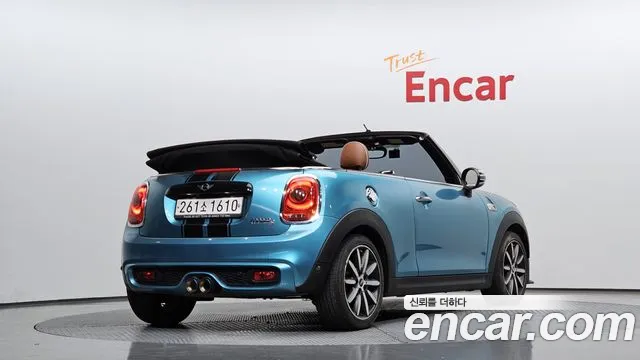 Mini Cooper Convertible 2018 — фото 2