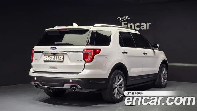 Ford Explorer 2018 — фото 2