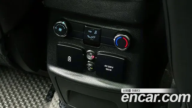 Ford Explorer 2018 — фото 20