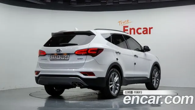 Hyundai Santafe 2016 — фото 2