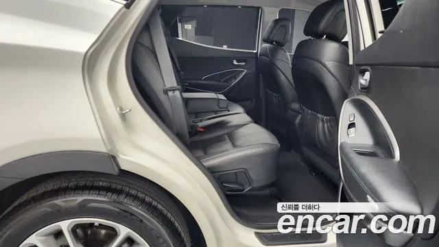 Hyundai Santafe 2016 — фото 12