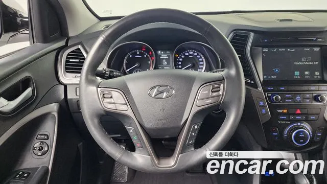 Hyundai Santafe 2016 — фото 13