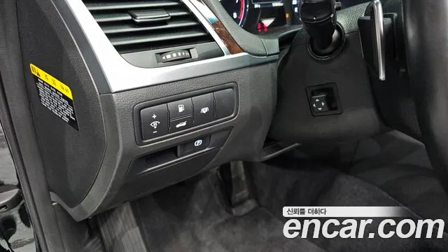 Hyundai Genesis 2016 — фото 14