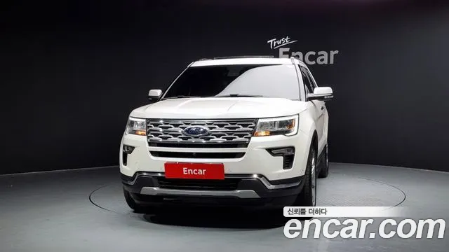 Ford Explorer 2019 — фото 3