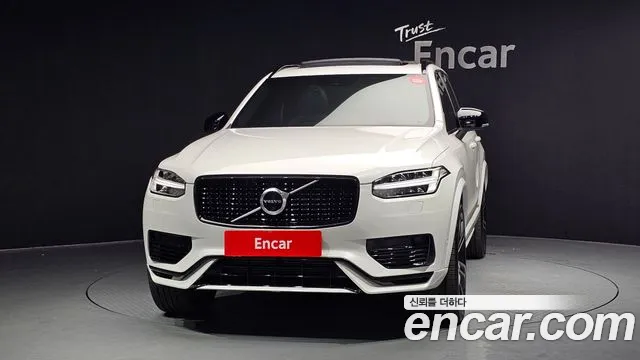Volvo XC90 2021 — фото 3