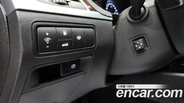 Hyundai Genesis 2015 — фото 14