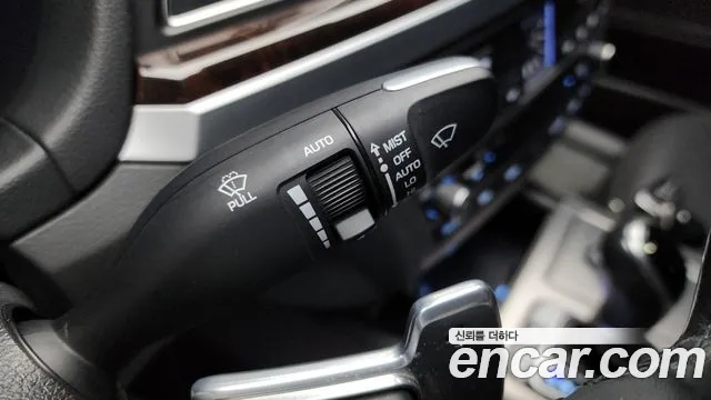 Hyundai Genesis 2015 — фото 17