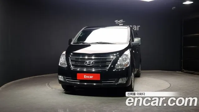 Hyundai Starex 2017 — фото 3