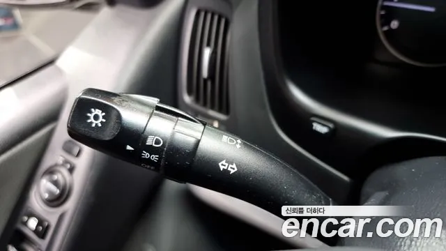 Hyundai Starex 2017 — фото 17