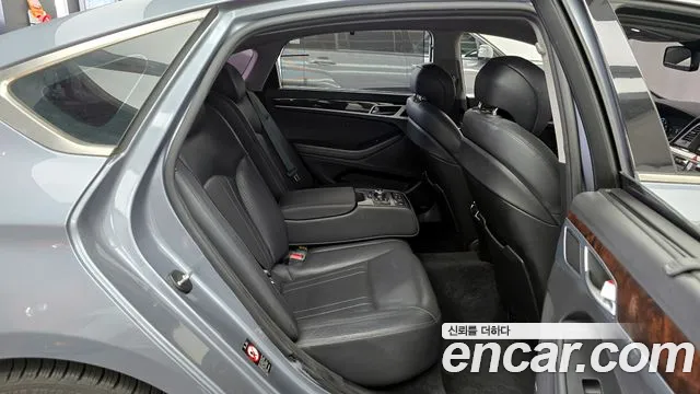 Hyundai Genesis 2014 — фото 12