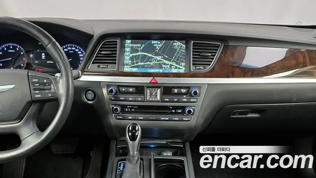 Hyundai Genesis 2014 — фото 14