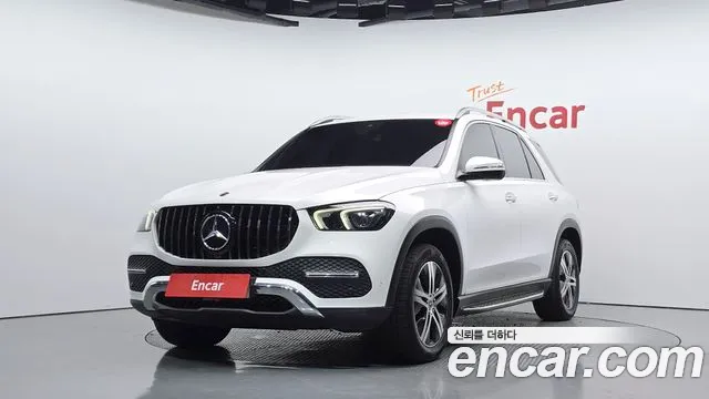 Mercedes-Benz GLE-Class 2019 — фото 1
