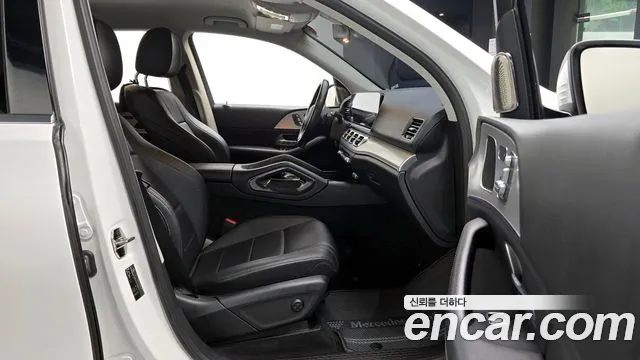 Mercedes-Benz GLE-Class 2019 — фото 10