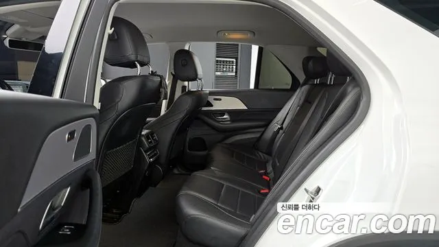Mercedes-Benz GLE-Class 2019 — фото 13