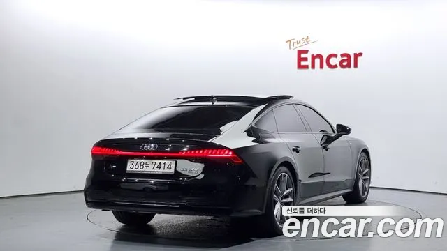 Audi A7 2023 — фото 2