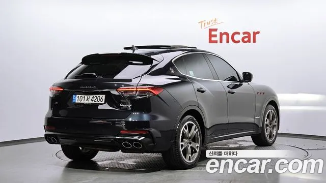 Maserati Levante 2021 — фото 2