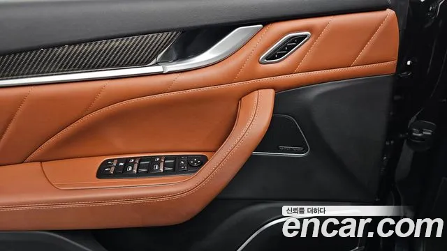 Maserati Levante 2021 — фото 15