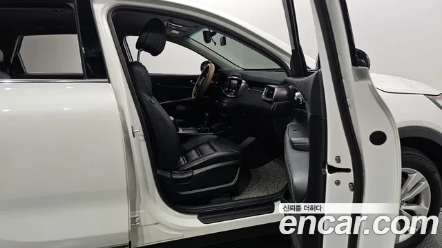 Kia Sorento 2016 — фото 11