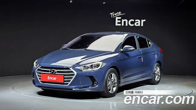 Hyundai AVANTE 2016 — фото 1