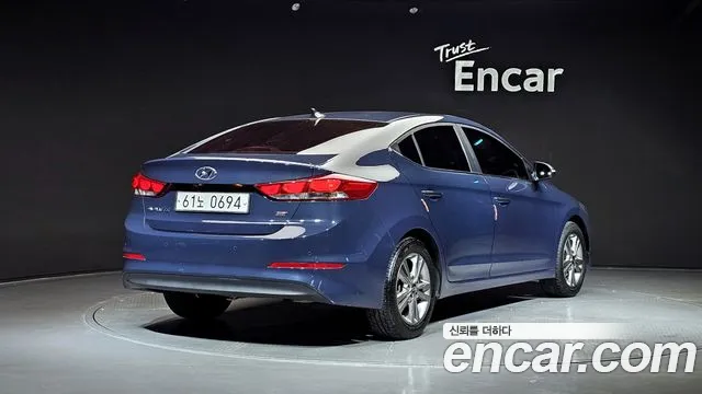 Hyundai AVANTE 2016 — фото 2