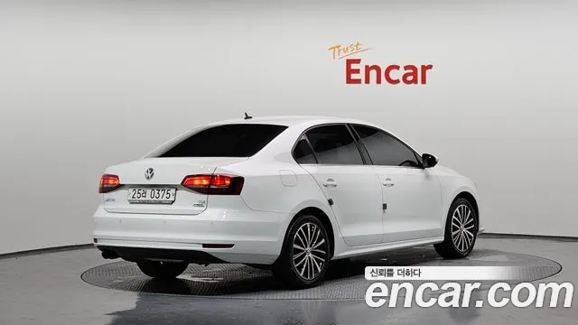 Volkswagen Jetta 2016 — фото 2