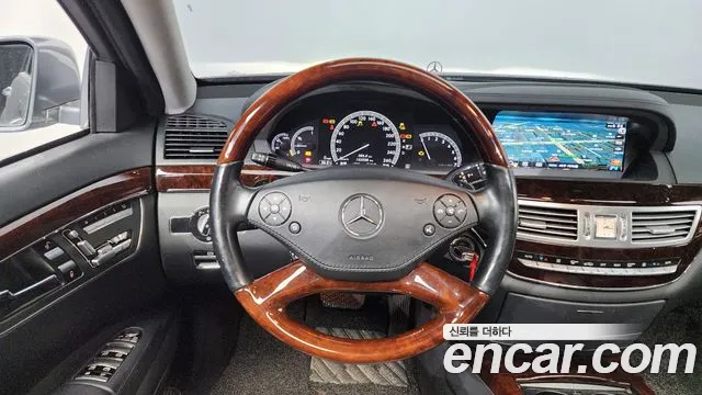 Mercedes-Benz S-Class 2010 — фото 12