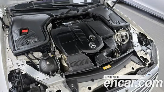 Mercedes-Benz E-Class 2017 — фото 6