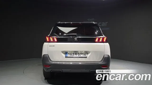 Peugeot 5008 2024 — фото 4
