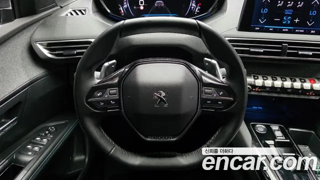 Peugeot 5008 2024 — фото 13