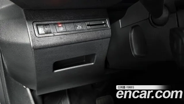 Peugeot 5008 2024 — фото 15