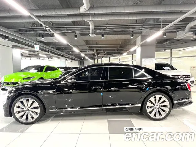 Bentley Flying Spur 2020 — фото 3