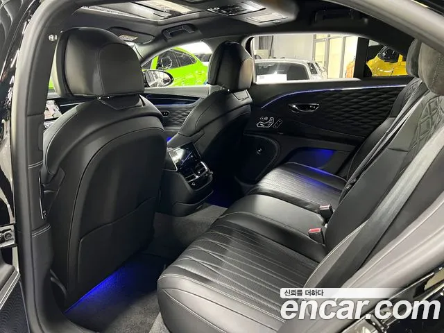 Bentley Flying Spur 2020 — фото 14