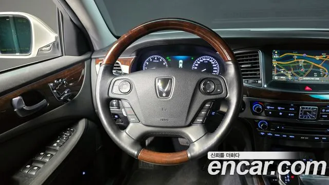 Hyundai Equus 2013 — фото 13