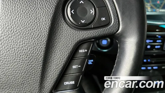 Hyundai Equus 2013 — фото 19