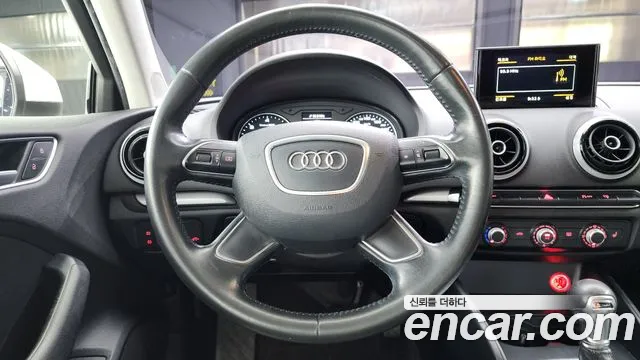 Audi A3 2015 — фото 13