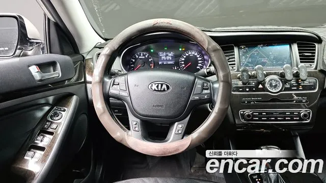 Kia K7 2013 — фото 13