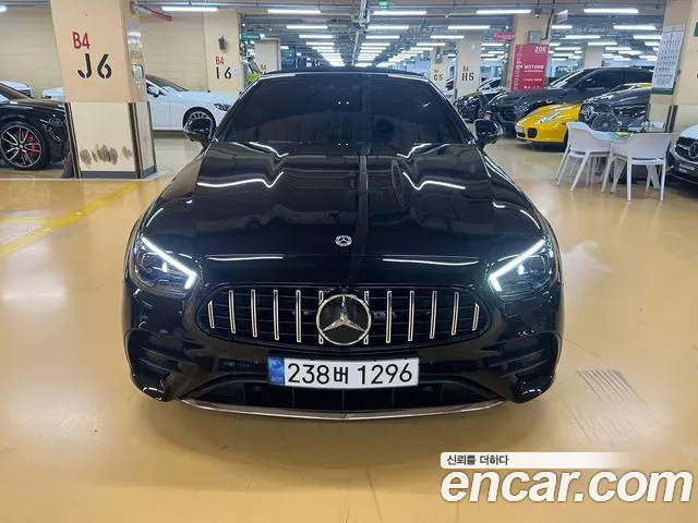Mercedes-Benz E-Class 2023 — фото 3