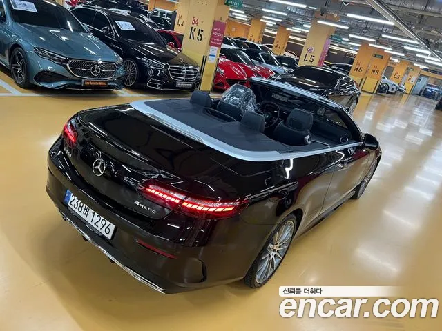 Mercedes-Benz E-Class 2023 — фото 10